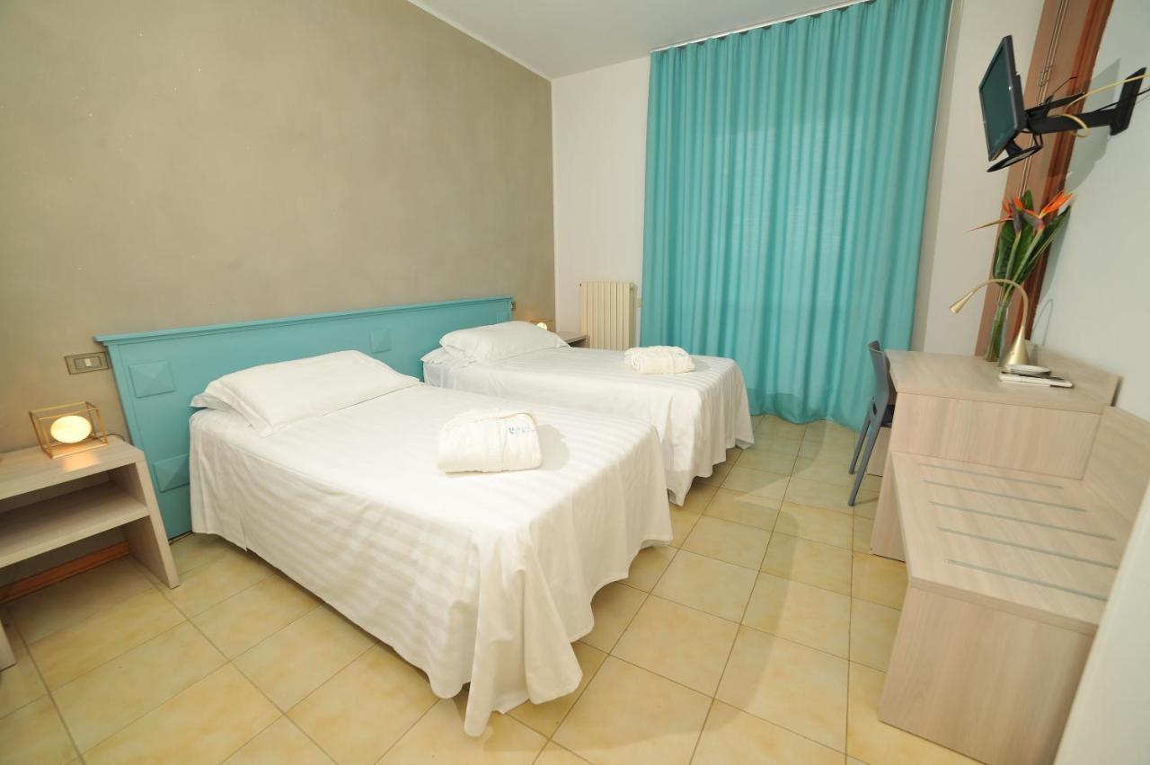 Hotel San Crispino Morrovalle Exterior photo